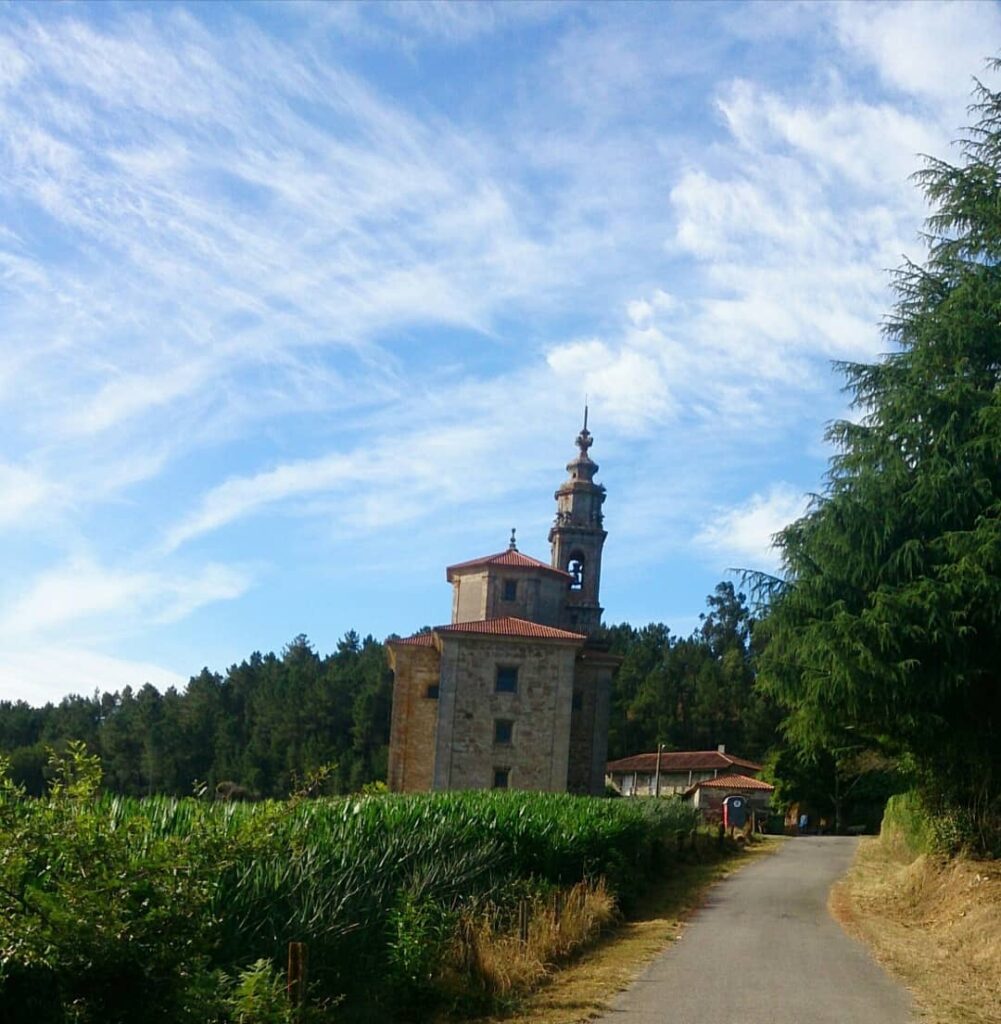 casa rural en galicia con monumentos